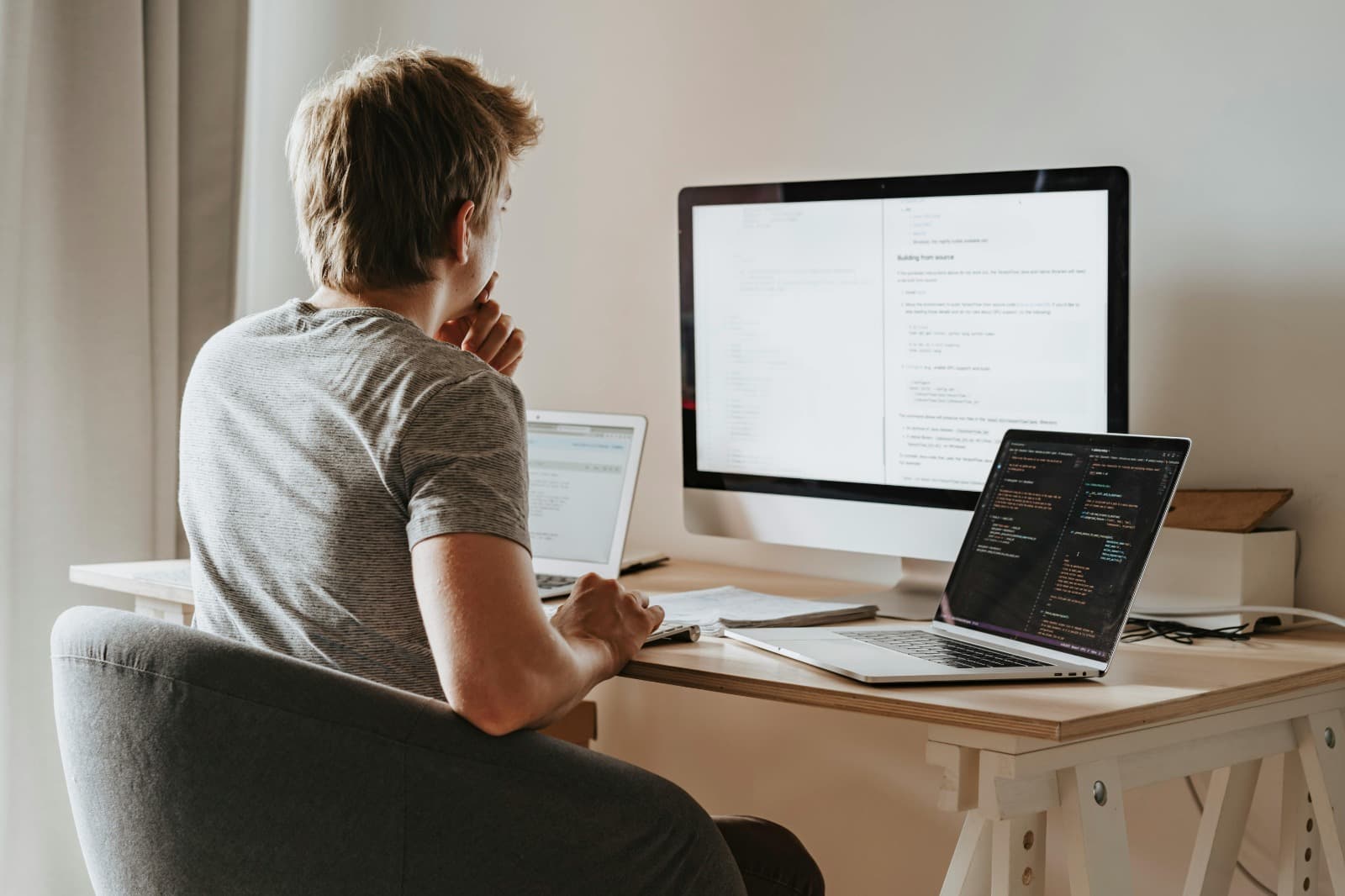The Benefits of Using LinkedIn Profile Rental for B2B Outreach