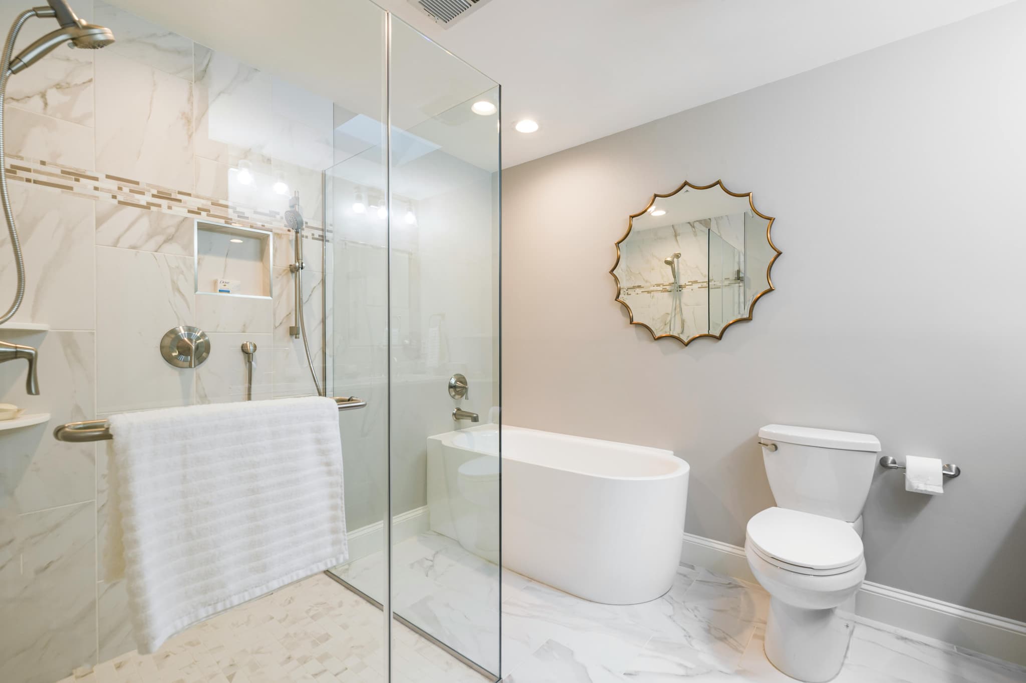 Elegant Bathrooms for Beautiful Living Spaces