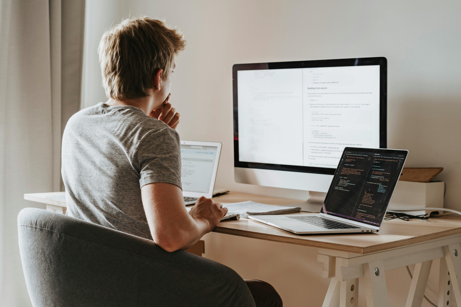 The Benefits of Using LinkedIn Profile Rental for B2B Outreach