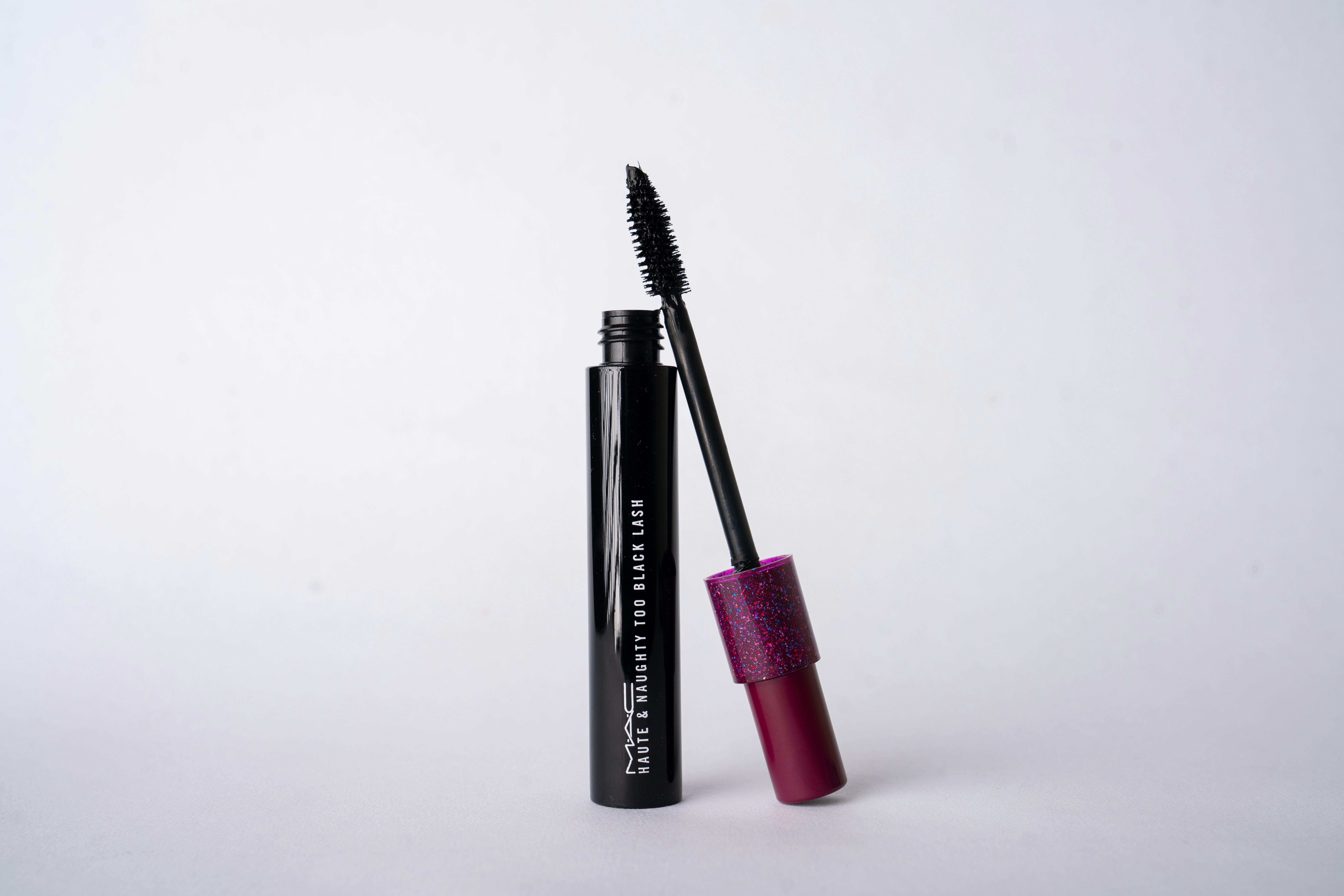 Best Vegan Mascara for Length, Volume, and Definition
