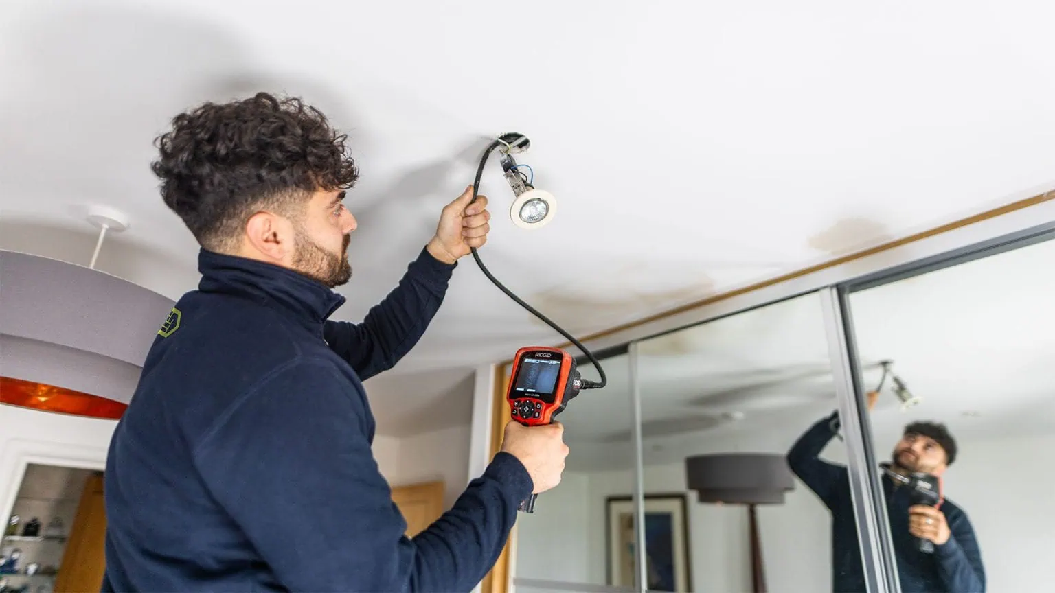 HIRE A LEAK DETECTION SPECIALIST FOR ACCURATE RESULTS