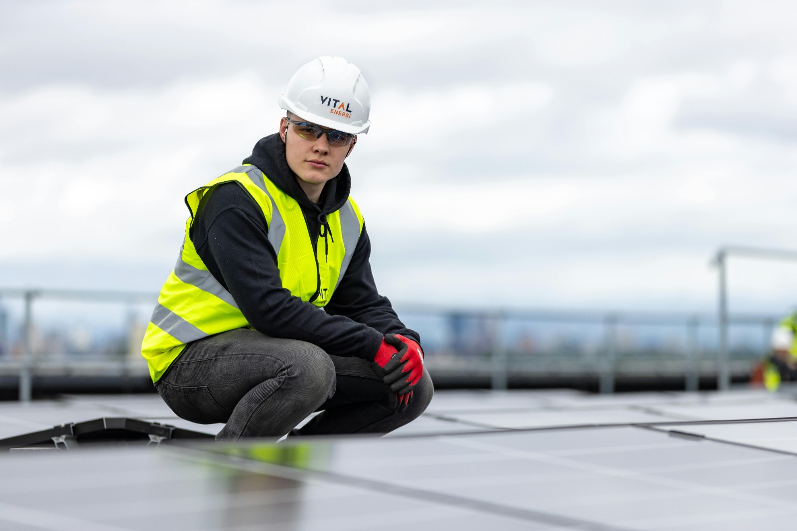 How Commercial Solar Leicester Supports a Greener Future