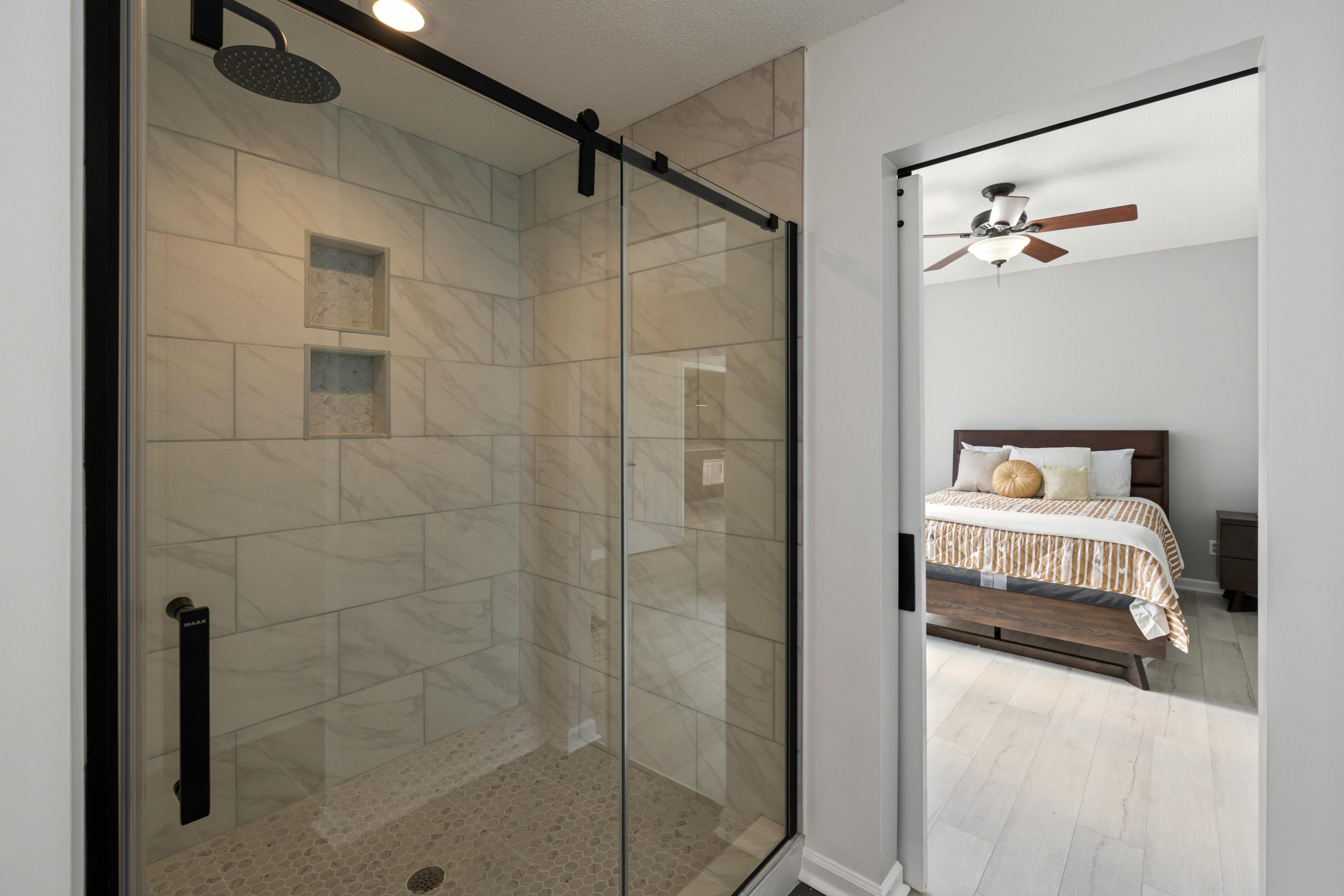 Comment choisir une cabine de douche complete adaptée à votre espace